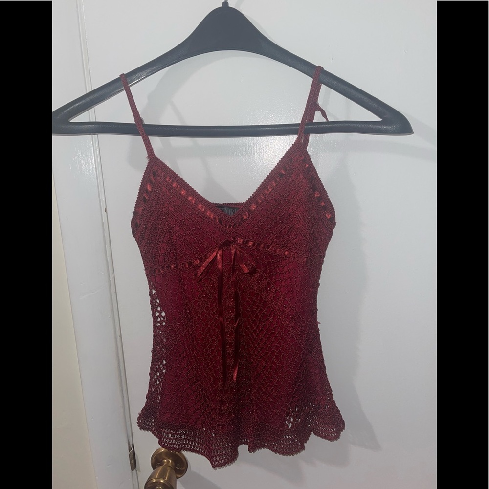 Women’s camisole tank style top